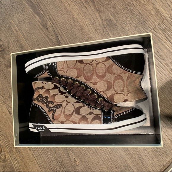 Coach Shoes - Picture 3 of 5